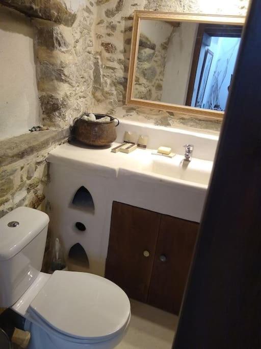 The Village House Kerames エクステリア 写真